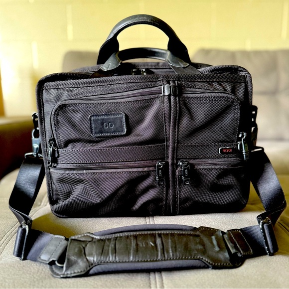 Tumi Expandable Business Bag Laptop Nylon Black